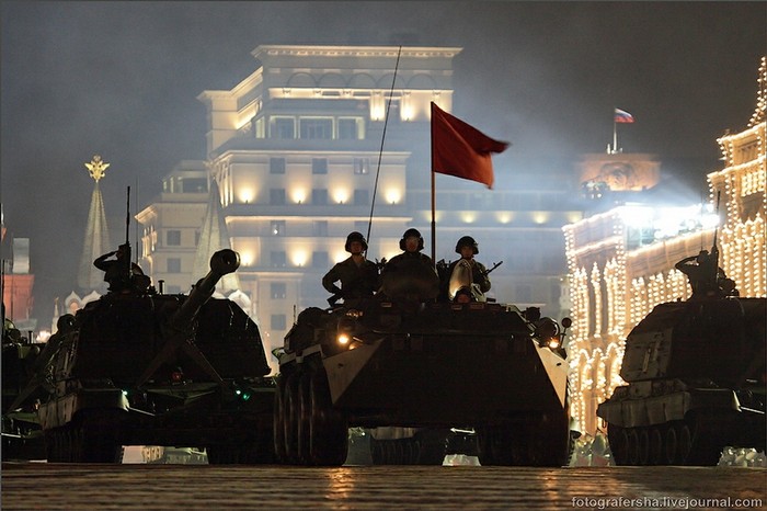 Luyện tập diễu binh mừng Ngày chiến thắng tại Quảng trường Đỏ, Moscow